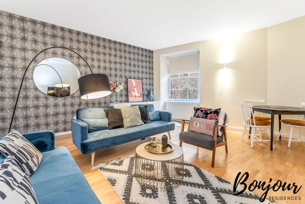 Spacious 2Br-2Ba - Grassmarket - Free Parking By Bonjour Residences Edinburgh Exteriér fotografie