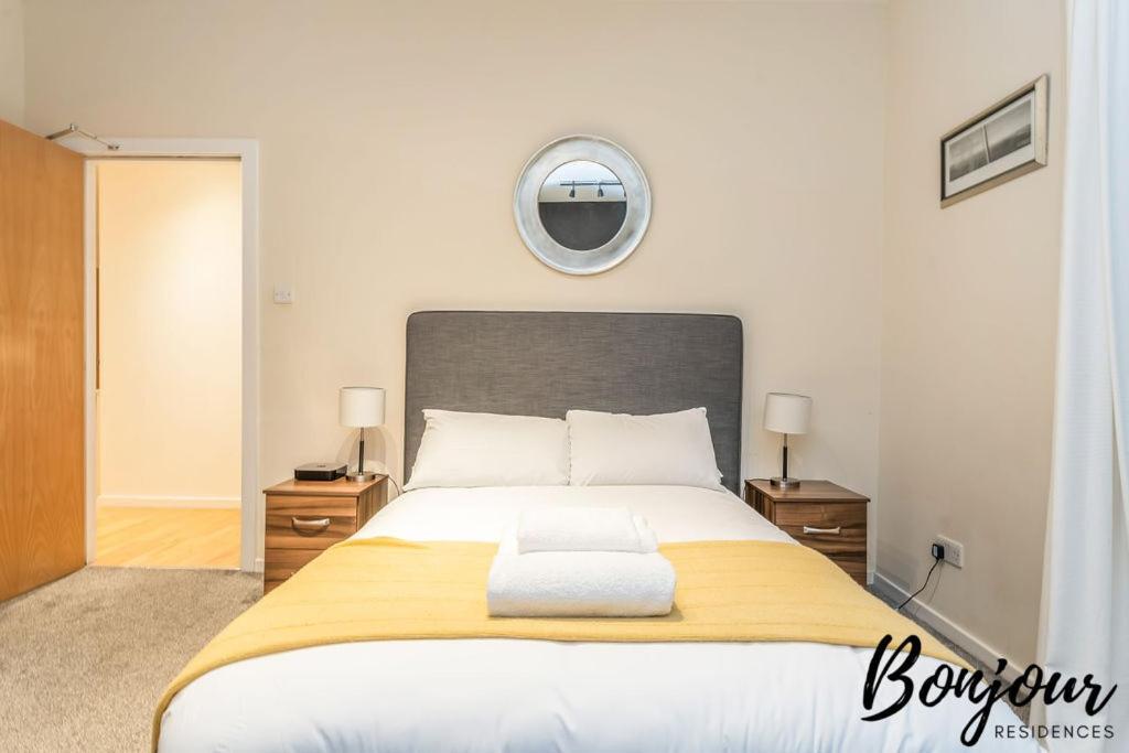 Spacious 2Br-2Ba - Grassmarket - Free Parking By Bonjour Residences Edinburgh Exteriér fotografie