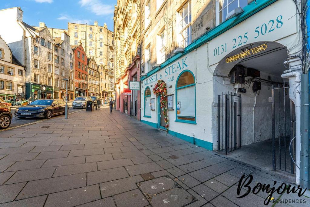 Spacious 2Br-2Ba - Grassmarket - Free Parking By Bonjour Residences Edinburgh Exteriér fotografie